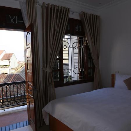 Moon & Sun Hotel Хюе Екстер'єр фото