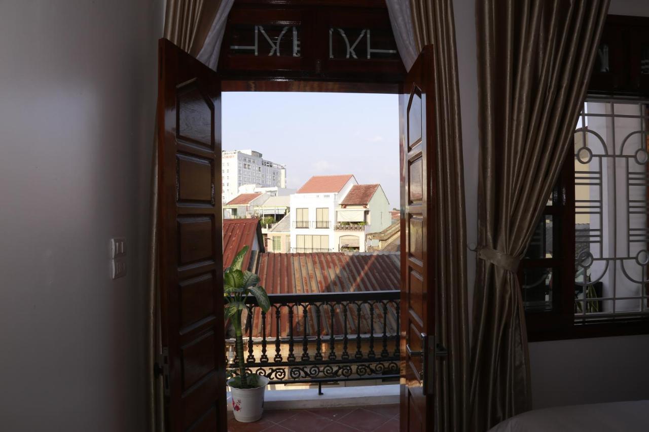 Moon & Sun Hotel Хюе Екстер'єр фото